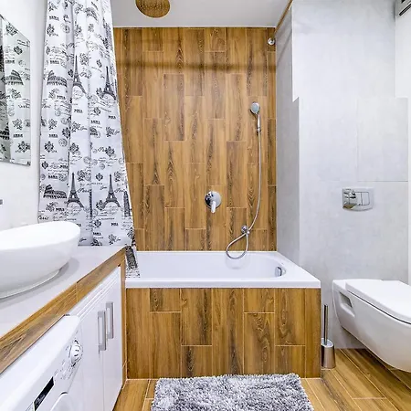 Apartment Near Park Chelyuskintsev Minsk