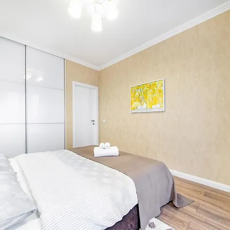Apartment Near Park Chelyuskintsev